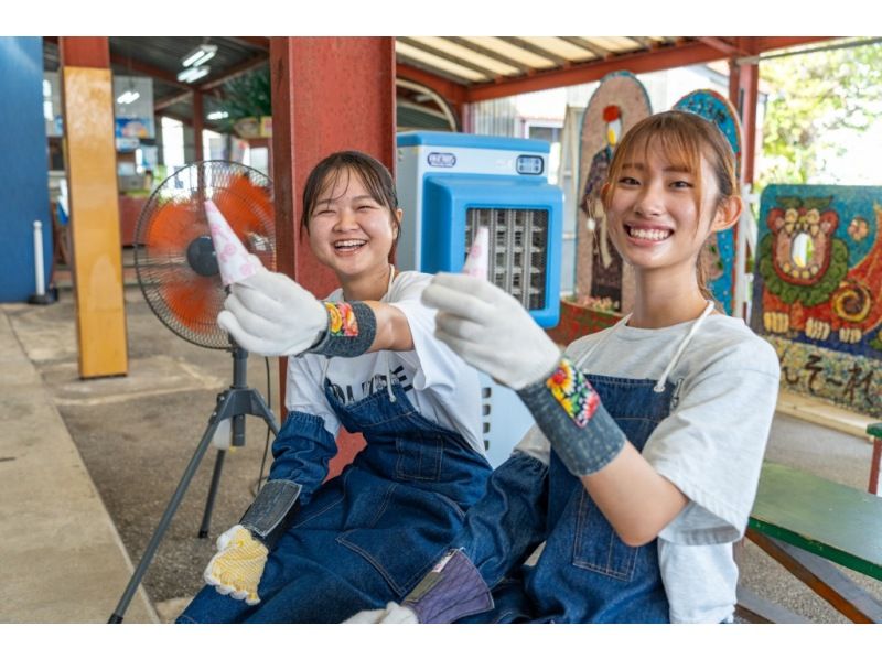 【沖縄・名護】UVレジン宇宙塗り選べるアクセサリー作りin 森のガラス館の紹介画像