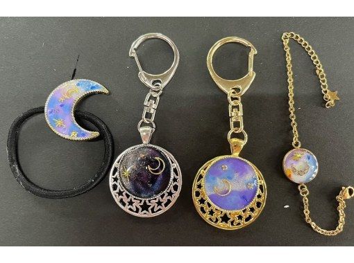 沖縄・名護】UVレジン宇宙塗り選べるアクセサリー作りin 森の