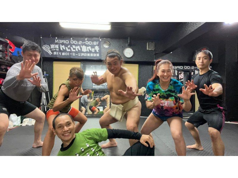 東京・新宿】女相撲体験 Women's Sumo Wrestling Experience | アクティビティジャパン