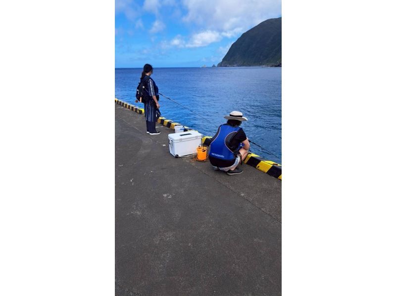【東京・八丈島】手ぶらでお手軽釣り体験の紹介画像