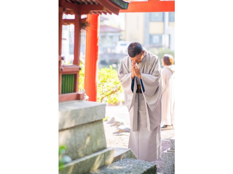 【静岡・富士宮】本格的な正絹の振袖レンタル〜富士山を眺めながら浅間神社の総本宮・富士山本宮浅間大社散策！男性着物レンタル追加可能の紹介画像