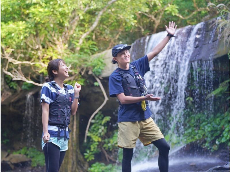 [Okinawa, Iriomote Island] Enjoy two rivers! Sangara Falls SUP/Canoe & Canyoning 1 day tour!