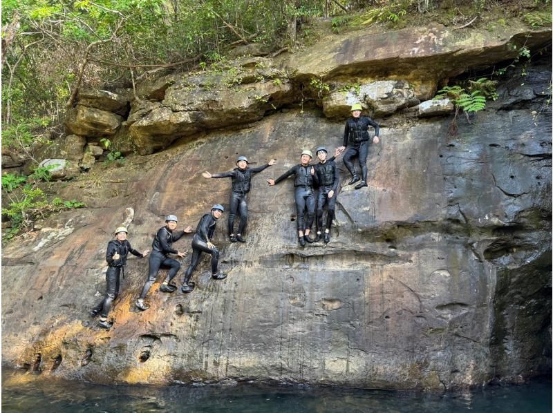 [Okinawa, Iriomote Island] Enjoy two rivers! Sangara Falls SUP/Canoe & Canyoning 1 day tour!