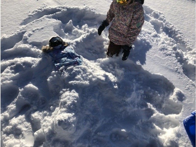 Easy!! Snow trekking Experience a little safe snowy forest! A leisurely 1-hour walk along a secret trailの紹介画像