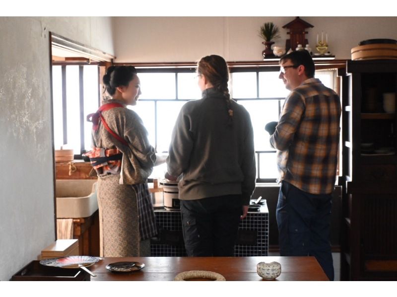【東京/大田区】100年前の台所で、着物でかまど & 昔の調理器具体験！の紹介画像