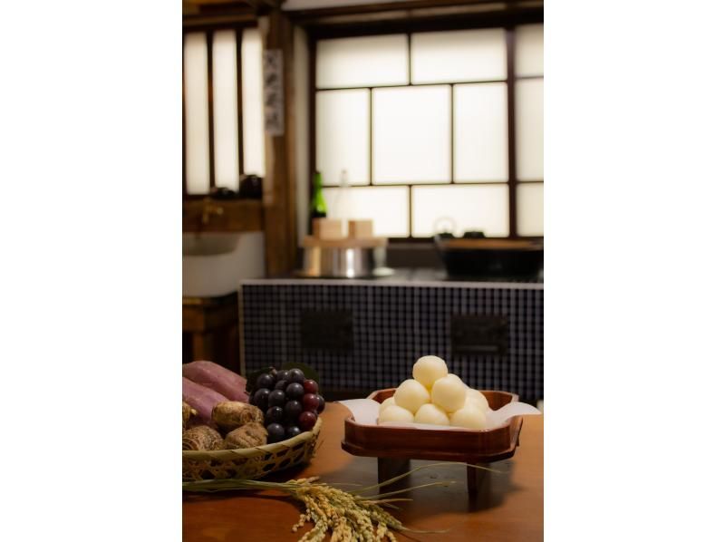 [Tokyo/Ota-ku] Making rice balls in a real "Kamado" ♪ Time travel photo session to the Taisho era!の紹介画像
