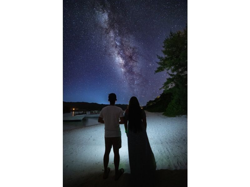 [Okinawa/Ishigaki Island] ★Completely reserved starry sky photo★ Guided by a professional photographer! Includes explanation of the starry sky using a laser pointerの紹介画像