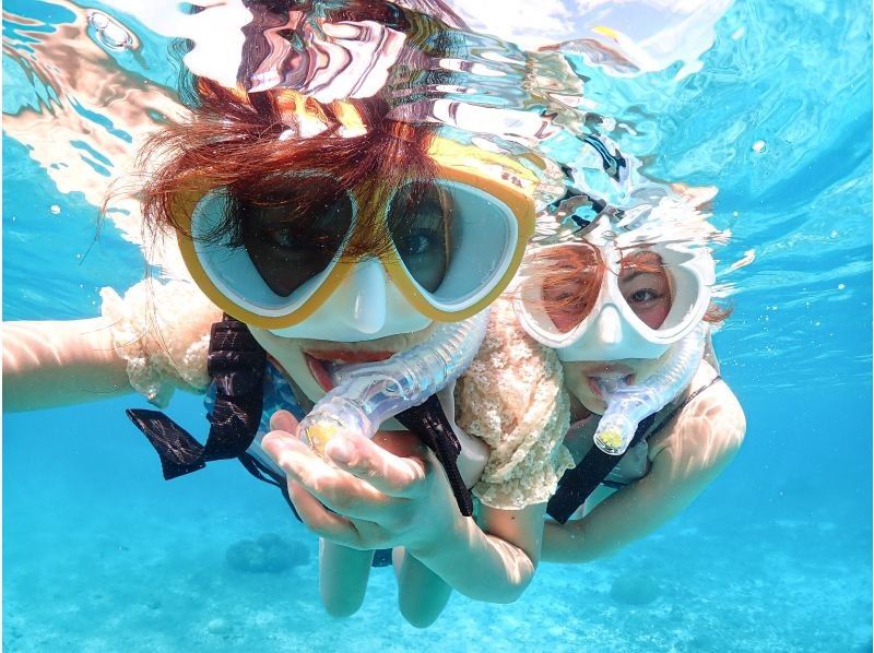 [Miyakojima] 100% chance of encountering them!! Beginners and children welcome!! A special snorkeling experience where you can swim up close with sea turtles and tropical fish!! Free high-resolution photos!!の紹介画像