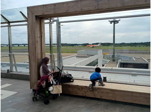 【8/1-16毎日開催】成田空港見学ツアー(3ターミナル早回り) 飛ばないのに空港へ行くリトリート旅〈ほとんど空調の効いた施設内!〉 【8/1-16毎日開催】成田空港見学ツアー(3ターミナル早回り) 飛ばないのに空港へ行くリトリート旅〈ほとんど空調の効いた施設内!〉