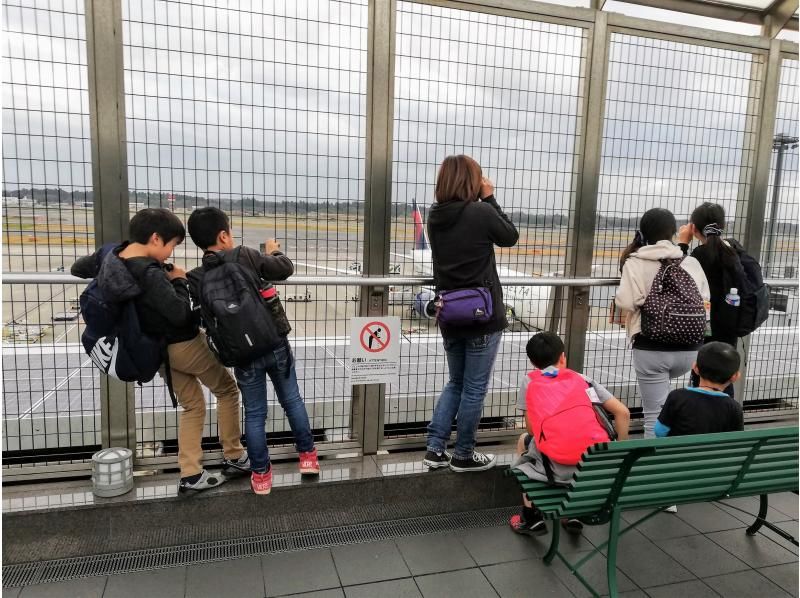 成田空港見学ツアー（3ターミナル早回り）★空の湯利用で”施設”駐車場無料★小学生半額★記念コースター付き★少人数で催行!の紹介画像