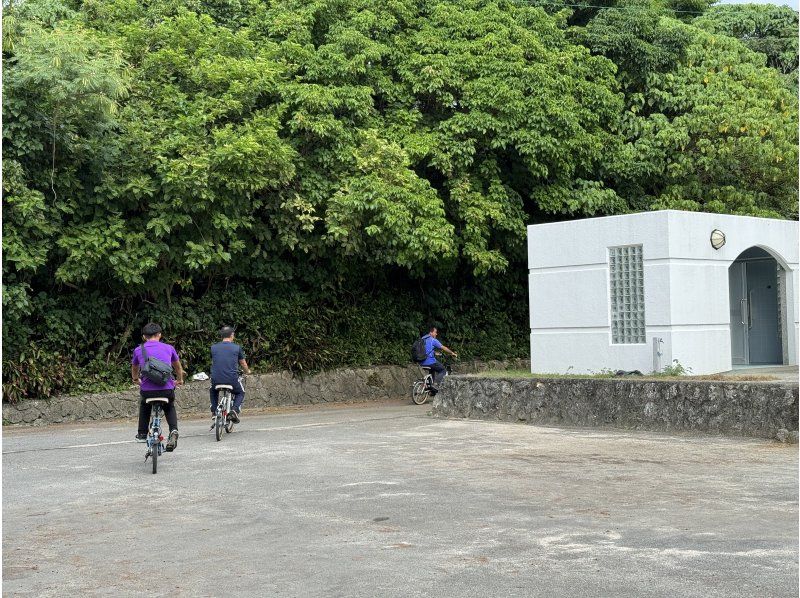 [คาโกชิมา/เกาะโยรอน] ตามล่าหาสมบัติบนเกาะ! ทัวร์ปั่นจักรยานเพื่อสัมผัสเสน่ห์ที่ไม่มีใครรู้จักของเกาะโยรอนの紹介画像