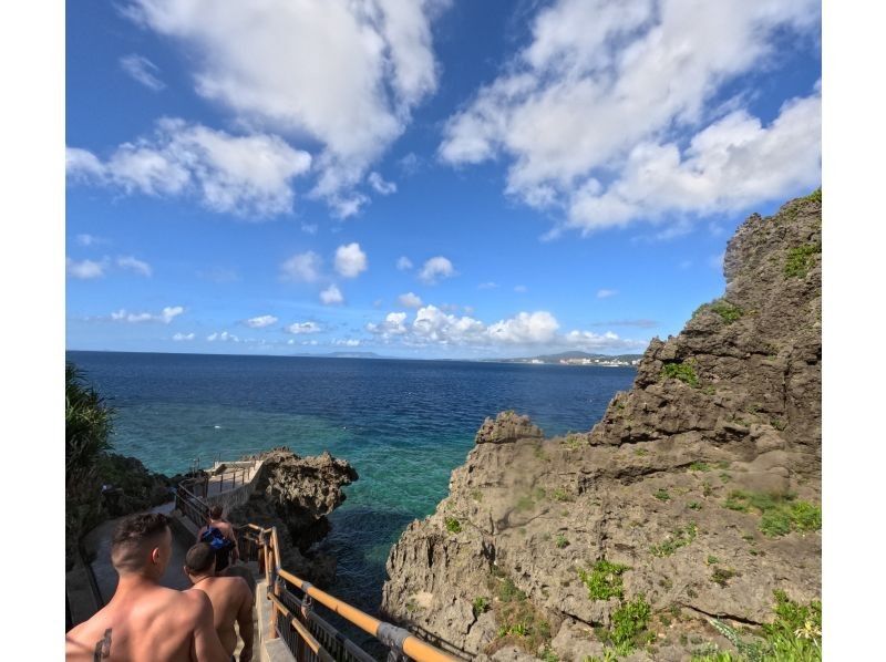 [Single person plan☆] Private tour!! Blue cave snorkeling in Onna Village, Okinawaの紹介画像