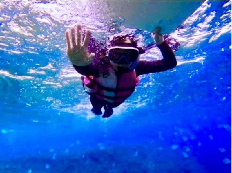 【ソロ活歓迎☆お一人様プラン】沖縄恩納村・青の洞窟シュノーケリング！当日予約可能◎18歳～65歳までOK♪老若男女に人気のプラン！の紹介画像