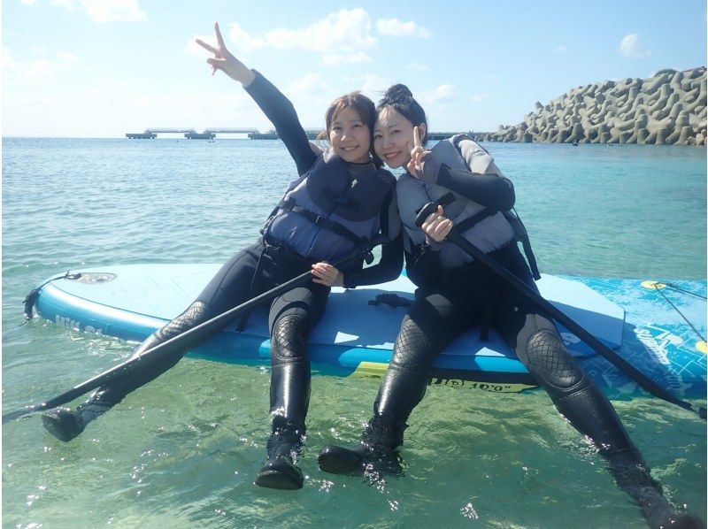 [Onna Village, Okinawa] Rainy season burnout Beginner Lau Sup and boat snorkeling in the Blue Cave Lau Sup Free GOPRO filming #Brother Lau's shopの紹介画像