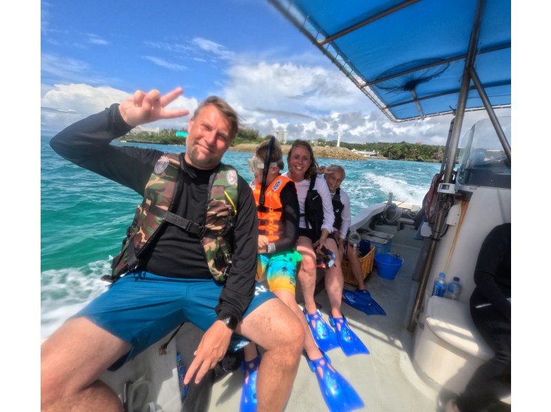  Same-day reservations OK! [Okinawa Onna Village] Blue Cave Snorkeling by Boat with Beginner Lau Sup Lau Sup Free GOPRO Shooting #Brother Lau's Shopの紹介画像