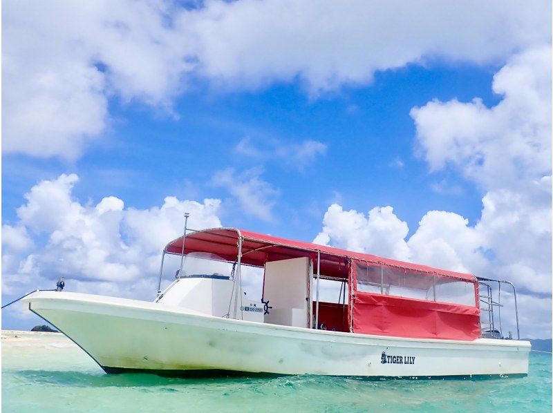 Kohama Island★Spring sale underway! Landing on the popular phantom island ♪ Snorkel at Sekisei Lagoon ☆ Enjoy the sea! Enjoy a completely private afternoon charter♪の紹介画像