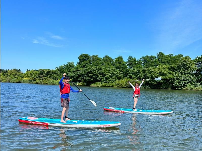 銷售！ [餘市站/步行10分鐘]隱藏的地點！流淌在大自然中♪在餘市川上放鬆的河流SUP。深受初次旅客以及帶女孩旅行的情侶和家庭的歡迎の紹介画像