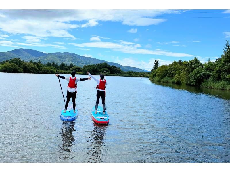 SALE! [10 minutes walk from Yoichi Station] A hidden gem! A relaxing river SUP on the Yoichi River, flowing through nature. Popular with first timers, couples and families on girls' trips.の紹介画像