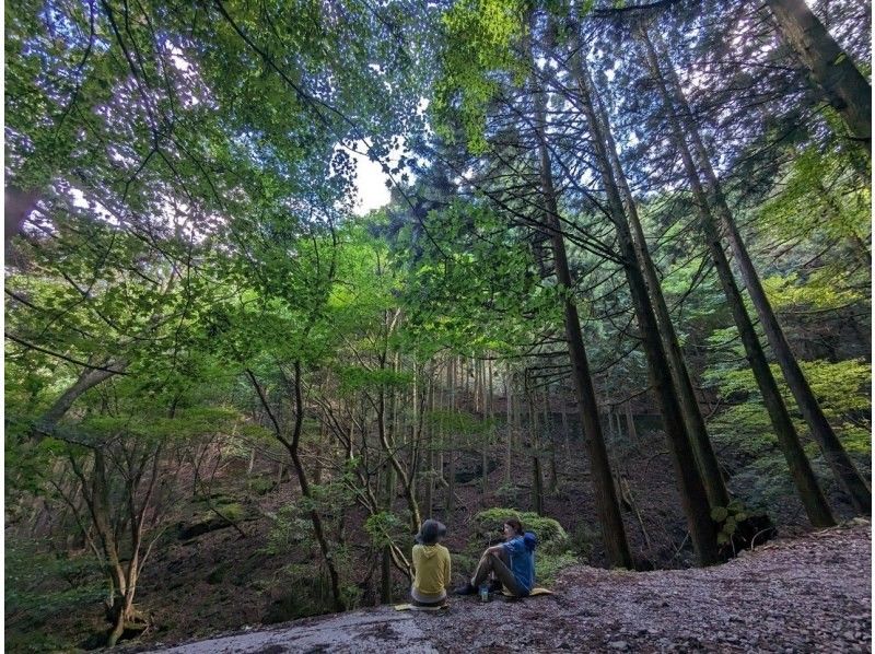 関東　ハイキング　初心者におすすめの穴場ツアー　埼玉　秩父　丸山　休憩　オーセン