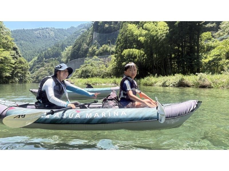 【高知/仁淀川】距离仁淀蓝最近的地点的两人皮划艇体验～推荐给女生旅行！ ！の紹介画像