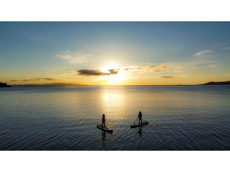 [Okinawa/Ishigaki Island] Sunset SUP ☆ Drone photography ☆ Instagrammable [Photo data gift] Beginners welcome! Spring sale in progressの紹介画像