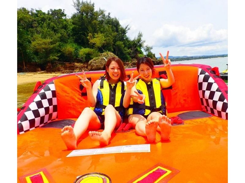 ★[Active 3] & [Parasailing, flyboard, or hoverboard] You can have fun at two locations: Kanucha Resort & Heapy Beach ♪の紹介画像