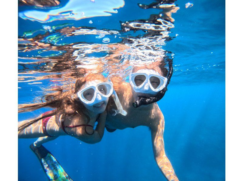 【水納島・瀬底島】ボートスキンダイビング2本　(8歳から参加OK) 写真・動画無料プレゼントの紹介画像