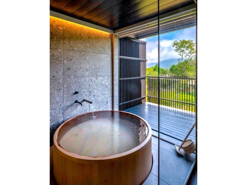 [From Tokyo] Tour around Hakone with MONS GORA, a rental villa with a hot spring flowing directly from the source, and a chartered taxiの紹介画像