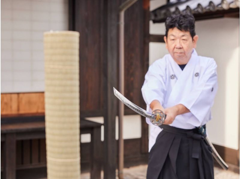 【오사카성】「RISE 플랜」무사도는 칼을 그 힘과 무용의 상징으로 하고 어린 시절부터 칼의 사용법을 가르칠 수 있다.の紹介画像