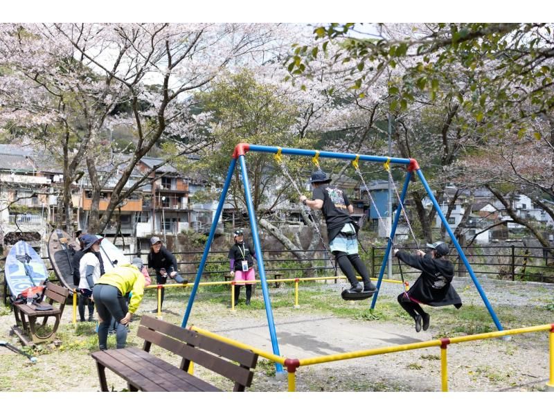 【高知・仁淀川】春のスペシャルツアー  3月限定 桜咲く絶景仁淀ブルーでお花見SUP 女子旅にもオススメ！！の紹介画像