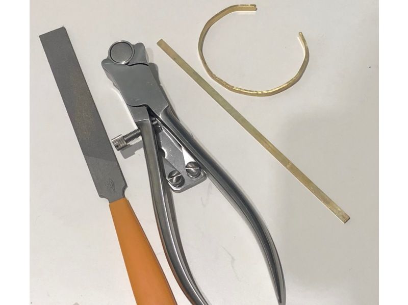 【大阪・心斎橋】世界で1つだけの手作りバングル制作体験！の紹介画像