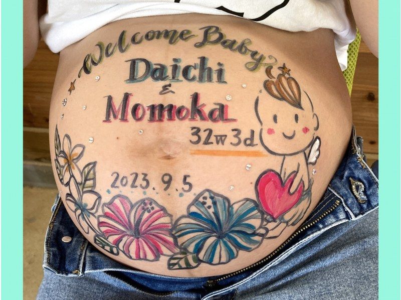 [Okinawa/Miyakojima] Would you like to keep your precious moments as a memory with maternity paint? Color your lovely big belly cutely!の紹介画像