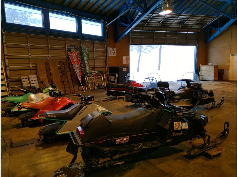 【AKITA】1-hour Snowmobile riding for beginner (single-seater)の紹介画像