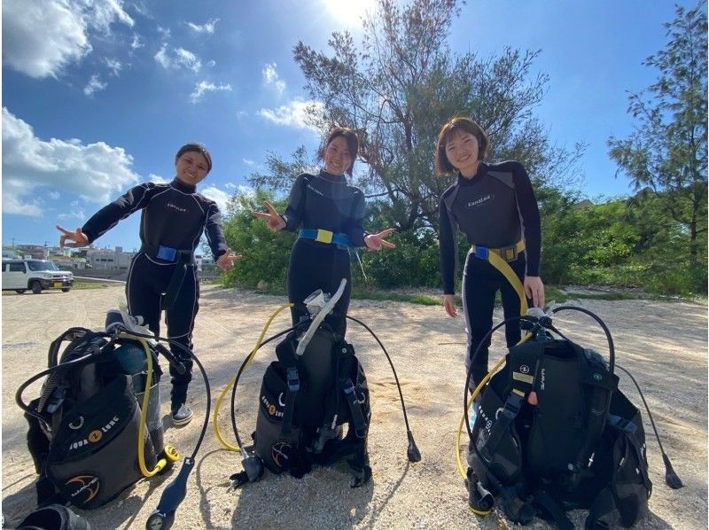 【那覇発】完全少人数制　PADIオープンウォーター講習｜器材無料＆動画プレゼント♪の紹介画像