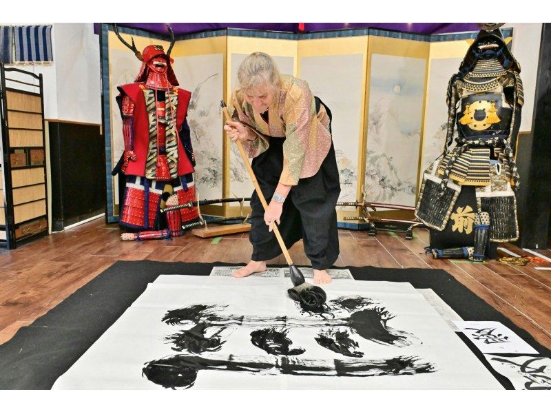 【大阪城・Samurai Calligraphy】大坂の陣という戦を前に、これまでの人生を振り返り全紙に最後のひと文字を大筆で！