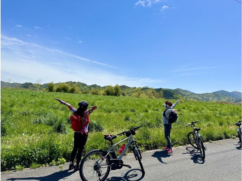 [Hiroshima/Kitahiroshima Town] Spring sale underway! Cycling to enjoy the great nature of Oasa, Kitahiroshima Town on an e-Bike! [Includes freshly ground coffee set]の紹介画像