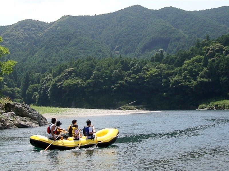 伊勢・宮川下り♪ Familyラフティング 【午後】　◆４歳以上参加OK！の紹介画像