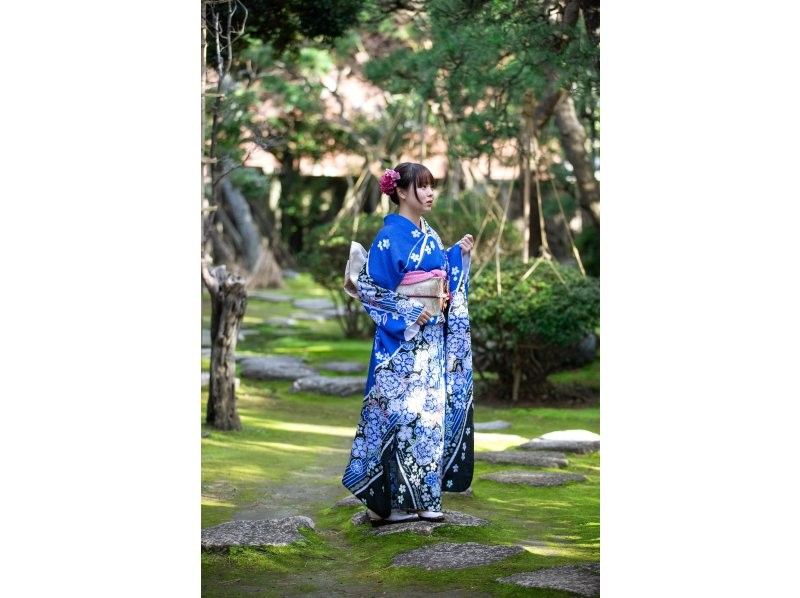 [Right near Niigata Station] Prince and princess style | Furisode rental, haori and hakama rental | Festive wear planの紹介画像