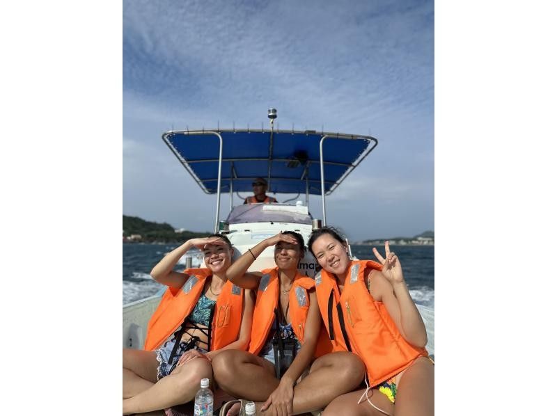 [Okinawa Minna Island & Sesoko Island] Boat entry skin divingの紹介画像