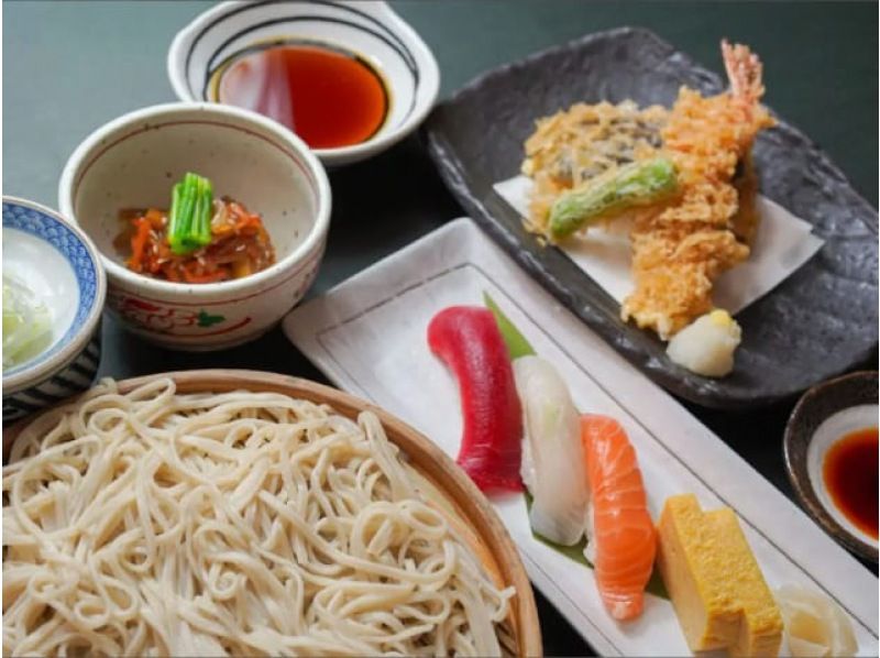 「第40回浅草サンバカーニバル」サポーターズシート＆和食御膳のお食事【029029-1328】お一人様・女性にも♪の紹介画像