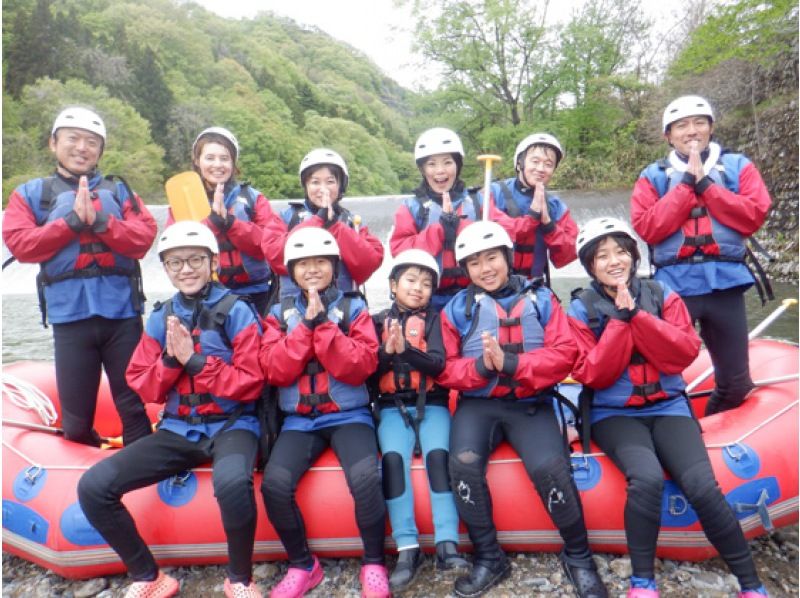 [Gunma/Minakami/Half-day rafting 3 hours] <Family discount> A great plan for families to participate! ★Student discount available★Free equipment rental★Station/hotel transferの紹介画像