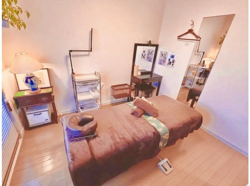 [Ebisu] Massage + Healing Aromatherapy Oil Treatment + Dry Head Spa + Ear Acupressure 4-Pack ☆ A full 180 minutes ☆の紹介画像