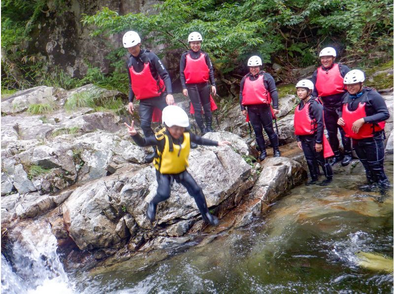 [Gunma/Minakami/Half-day rafting 3 hours/Free tour photos!] <Family discount> Share your adventure memories with your family!の紹介画像
