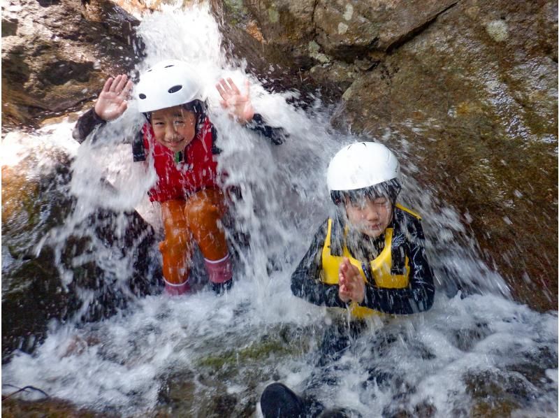 [Gunma/Minakami/Half-day rafting 3 hours/Free tour photos!] <Family discount> Share your adventure memories with your family!の紹介画像