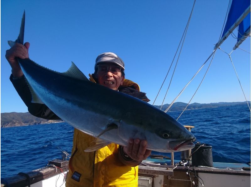 [Wakayama/Susami Town [Charter]] Jigging and casting for tuna and bonito! (Times vary! Please contact us!!)の紹介画像
