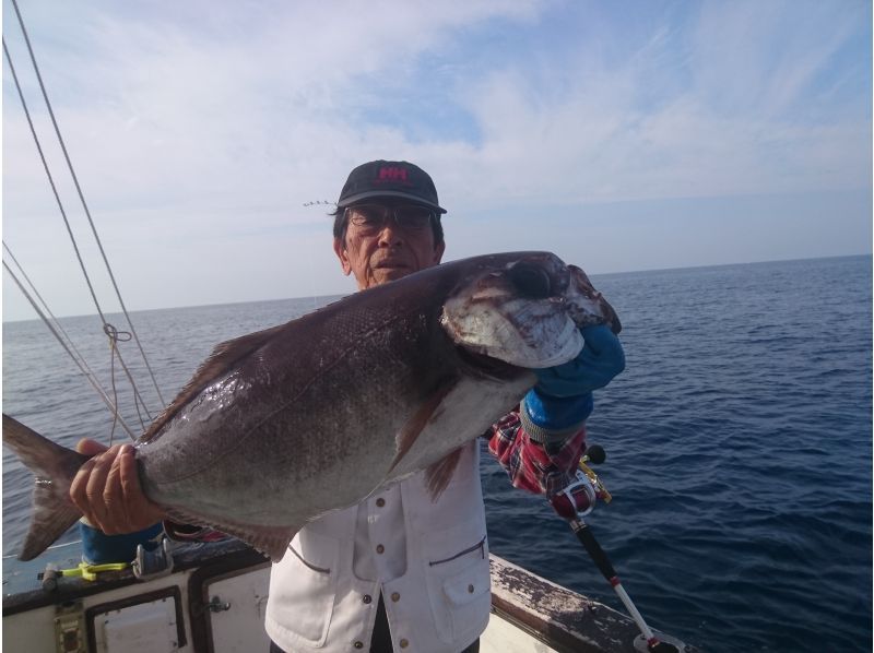 [Wakayama/Susami Town [Charter]] Let's aim for the big fish! Swimming fishing (Nomase fishing)の紹介画像