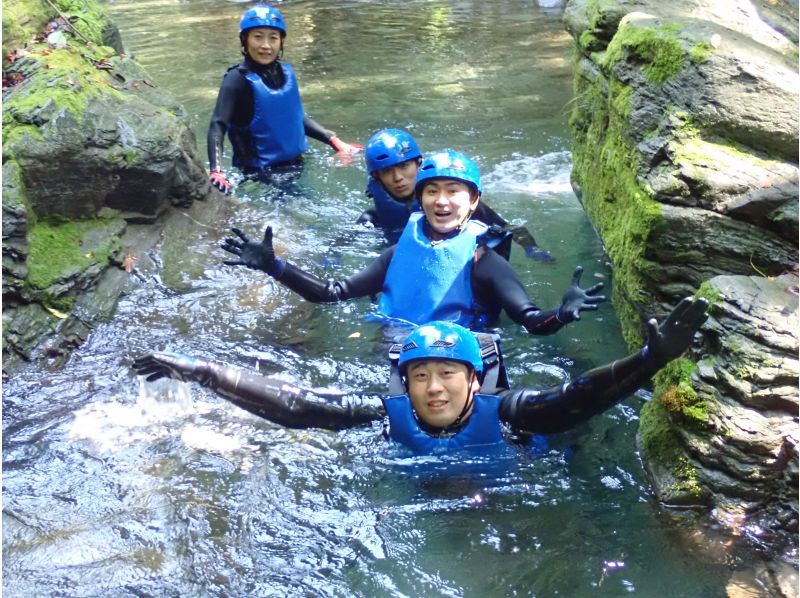 [Saitama/Nagatoro/Canyoning] Canyon walk tour! Participation is OK from 4th grade! Let's go exploring the clear stream valley♪の紹介画像