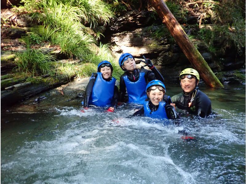 [Saitama/Nagatoro/Canyoning] Canyon walk tour! Participation is OK from 4th grade! Let's go exploring the clear stream valley♪の紹介画像