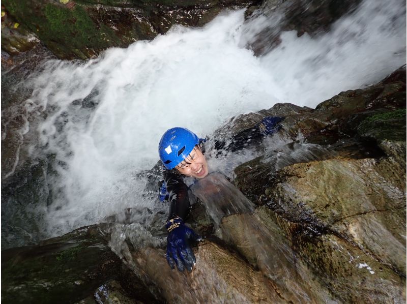 [Saitama/Nagatoro/Canyoning] Canyon walk tour! Participation is OK from 4th grade! Let's go exploring the clear stream valley♪の紹介画像