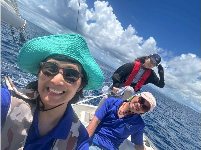 [Okinawa, Ginowan] A different kind of executive experience in Okinawa Sailing Cruiser Yacht - Runs only by the power of the wind! Just near Naha.の紹介画像